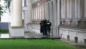 Развръзка в естонското военно министерство: Нападателят се самоуби