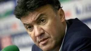 Боби Михайлов и Давид Вия теглят жребий на 