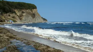 Плажовете, за които се водят съдебни битки, остават неохраняеми