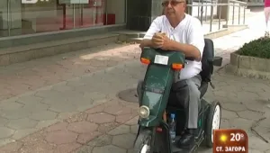 Плевенчанин с увреждания съди търговци заради недостъпна среда