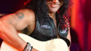 Slash иска да се снима в 