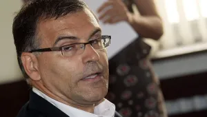 Ще спре ли протестите оставката на Симеон Дянков?