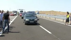 Светещи пътища предупреждават, когато са хлъзгави