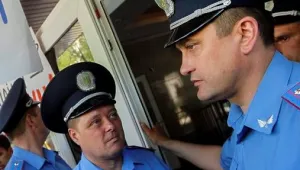 Мъже с автомати обраха автобус с китайци и виетнамци в Украйна