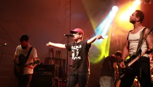 Bloodhound Gang се извиниха на Украйна