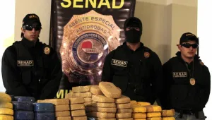 Парагвай конфискува близо 2 тона кокаин