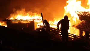 19 загинали при пожар в село до Пекин