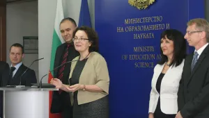 Румяна Коларова представи трима заместници