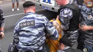Десетки арести в Москва заради проукраински протест