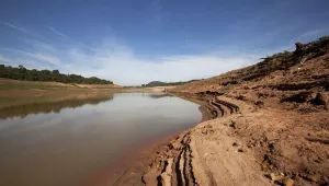 Безводие задъхва икономическата столица на Бразилия