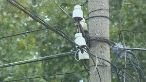 Електромерите в ромските квартали се поставят висико за безопасност