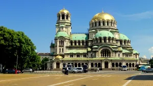 Светият синод потвърди: Без кръщения и венчавки в 