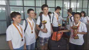 Прибраха се и последните математици, блокирани в Китай 