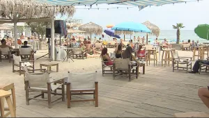 Данъчни затварят семейни хотели по морето заради касови бележки
