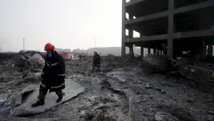 Жертвите при експлозиите в Тянцзин достигаха 150 души