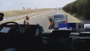 Полицията задържа мъжа, заплашвал шофьор на автобус