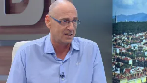Любен Дилов-син: Слави Трифонов нарита кошера на българската политика
