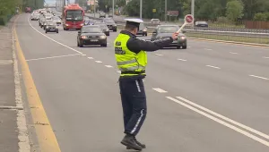 Кварталните полицаи стават и катаджии  