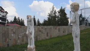 70 дървени творби красят Пампорово 