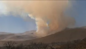 Горският пожар в Калифорния се разраства