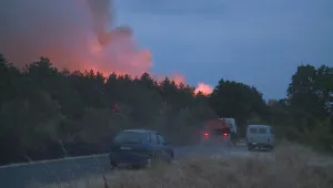 Пожарът край Харманли все още не е локализиран 