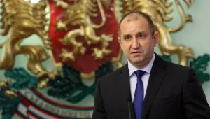 Румен Радев: Да се изчакат разследващите и тогава да се реши дали Калин Митрев да напусне