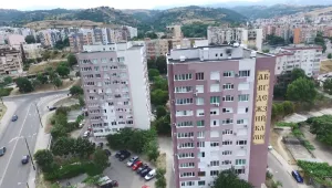 Граждани и общини притеснени от спирането на програмата за саниране
