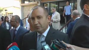 Румен Радев: Гарантирам сигурност на Цветан Василев, ако се върне в България (ВИДЕО)