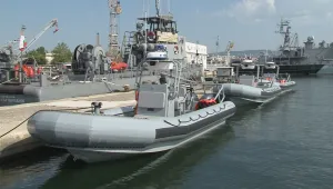 ВМС се сдобиха с бързоходни лодки и противотерористичен катер