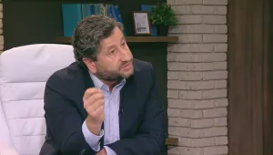 Христо Иванов: Проблемът с Търговския регистър се замазва