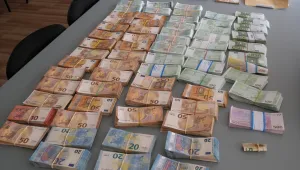 Полицията задържа семейство „ало” измамници в Разградско