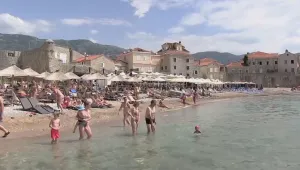 Черна гора ще разчита на руските туристи да спасят сезона
