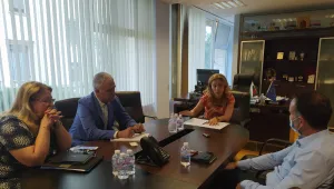 Николова за отлива на туристи: По Черноморието ситуацията с COVID-19 е под контрол