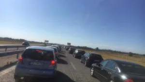 Катастрофа силно затрудни движението на АМ „Тракия“