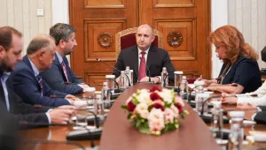 Радев на консултациите с ДБ: За редовен кабинет се изискват компромиси и консенсус