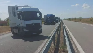 В знак на протест: Тирове блокираха „Дунав мост 2“