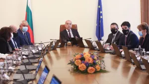 Служебният кабинет смени всички областни управители