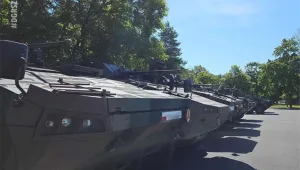 Полша разполага още 1000 войници на границата си с Беларус