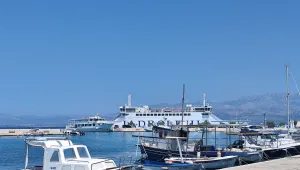Трима моряци загинаха при падане на рампа на ферибот в Хърватия