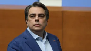Асен Василев: Радвам се, че имаме избран председател, санитарният кордон сработи