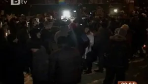 Привърженици на опозицията в Беларус излязоха на бдение със свещи