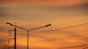 Кражби оставиха без ток селища в Западна България