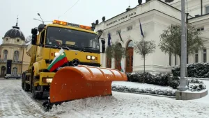 Снегопочистващите фирми приключват с обработването в София