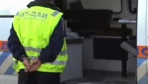 Арестуваха двама служители на ДАИ за рекет 