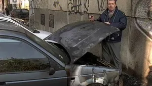 Нови опожарени автомобили в София