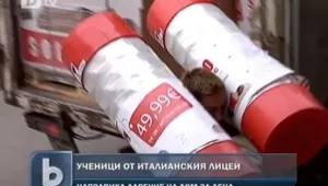 Деца помагат на деца: Дариха 15 матрака, вносителят даде още 34 
