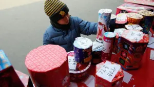 Пострадалото при игра с пиратки дете остава в критично състояние
