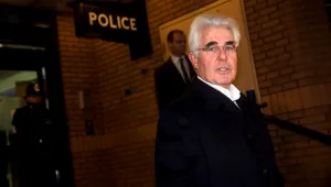 Арестуваха пиара на звездите Макс Клифорд