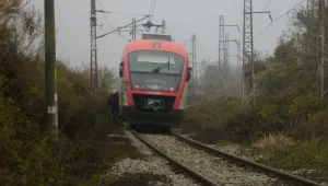 Спрените влакове в област Враца тръгват отново