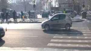 Шофьор блъсна пешеходец и избяга в Благоевград